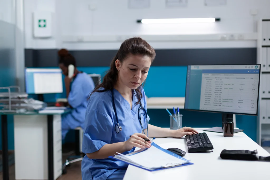Curso de automatización de tareas administrativas en salud con inteligencia artificial 1